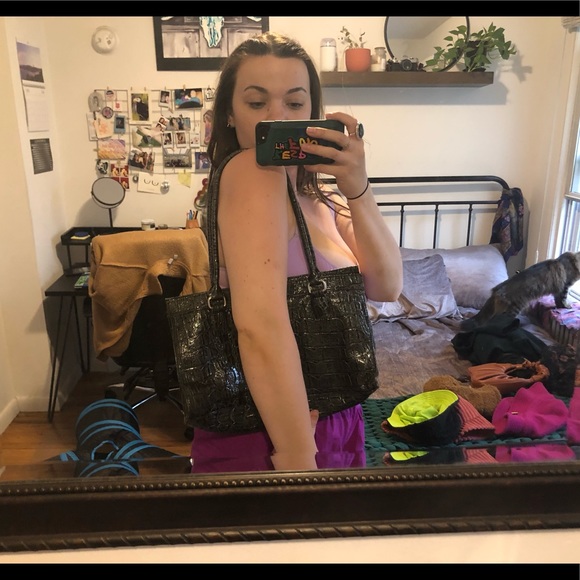 FAUX GATOR BLACK PURSE - Picture 4 of 4